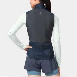 ON CLOUD Navy/Shadow On Weather Lightweight Vest Size Medium NEW
